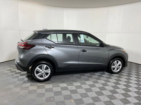 Used 2025 Nissan Kicks Play S image 21