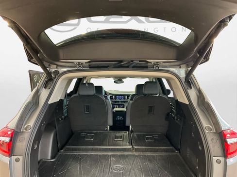 Used 2020 Buick Enclave Premium w/ LPO, Luxury Package FWD image 38