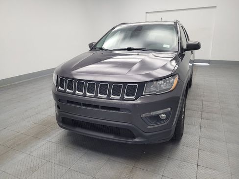 Used 2017 Jeep Compass Latitude w/ Safe & Security Group FWD image 15