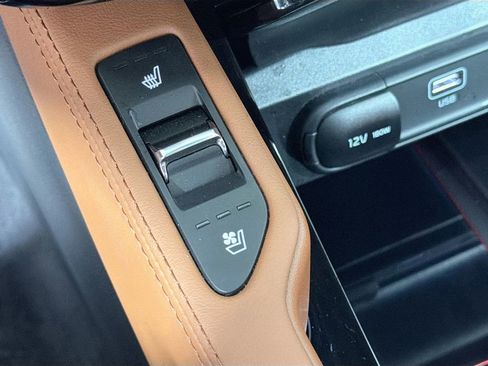 Used 2025 Kia Telluride SX X-Line AWD/4WD image 23