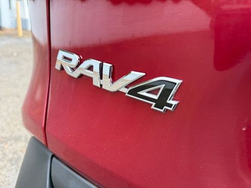 Certified 2025 Toyota RAV4 XLE image 7