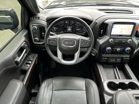 Used 2020 GMC Sierra 1500 SLT w/ SLT Premium Plus Package image 25