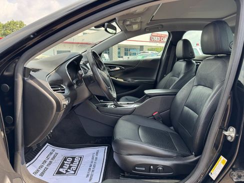 Used 2016 Chevrolet Malibu LT w/ Leather Package FWD image 15