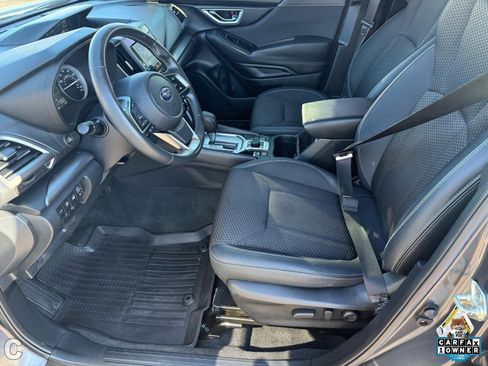 Used 2022 Subaru Forester Premium image 18