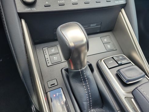 Used 2019 Lexus IS 300 w/ Navigation Package RWD image 27