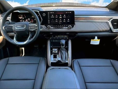 New 2026 GMC Canyon Denali image 5