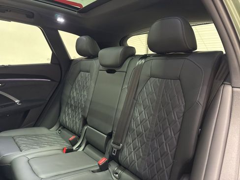 Used 2025 Audi SQ5 Premium Plus image 33