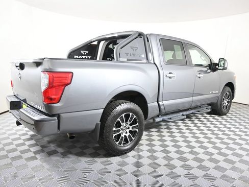 Used 2021 Nissan Titan SV w/ SV Convenience Package AWD/4WD image 7