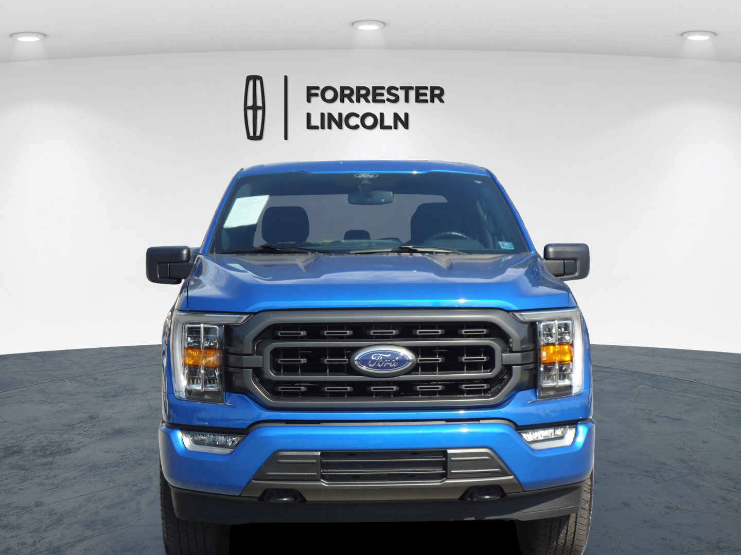 Used 2021 Ford F150 XLT w/ Equipment Group 302A High AWD/4WD image 8