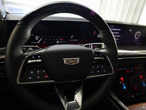 Used 2025 Cadillac Escalade V image 23