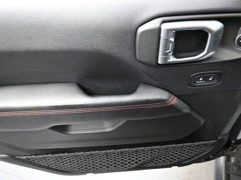 Used 2018 Jeep Wrangler Unlimited Rubicon image 13