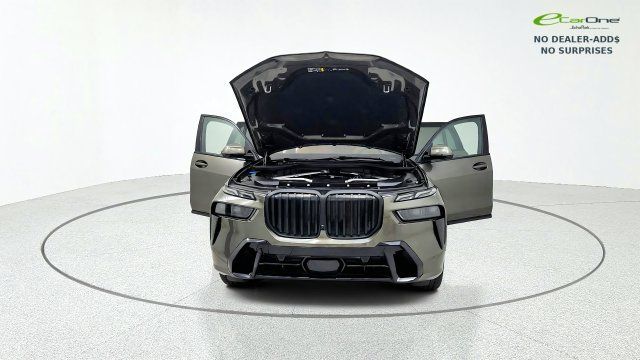 Used 2026 BMW X7 xDrive40i AWD/4WD image 12