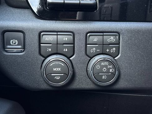 New 2026 Chevrolet Silverado 1500 High Country w/ Midnight Edition AWD/4WD image 27