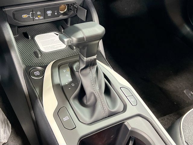 New 2025 Kia K4 GT-Line w/ GT-Line Sunroof Package FWD image 17