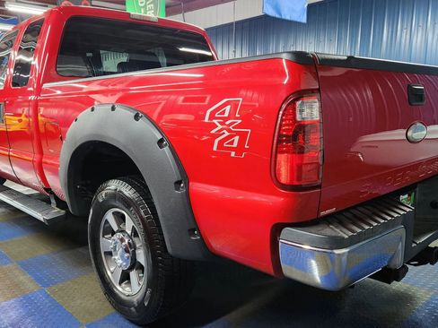 Used 2011 Ford F250 XLT w/ XLT Premium Pkg image 4