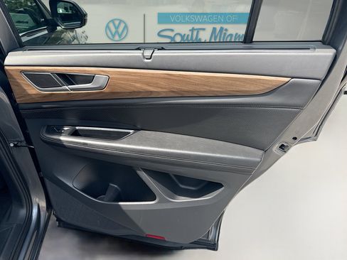 Certified 2024 Volkswagen Atlas SE w/ Panoramic Sunroof Package FWD image 30