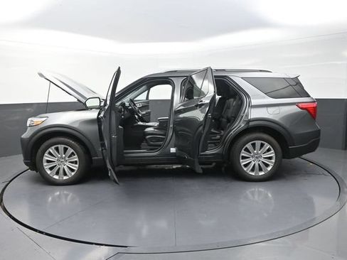 Used 2023 Ford Explorer Limited w/ Hybrid Equipment Group 310A AWD/4WD image 42