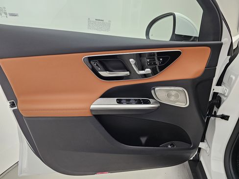 New 2026 Mercedes-Benz GLC 300 4MATIC image 12