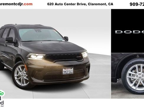 Certified 2024 Dodge Durango GT image 1