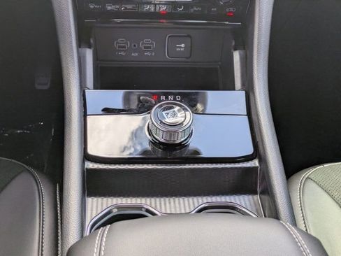 New 2025 Jeep Grand Cherokee L Laredo RWD image 17