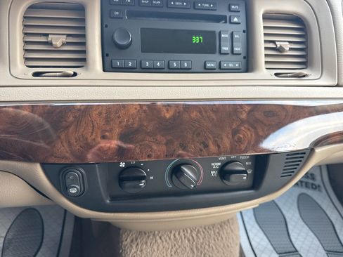 Used 2008 Mercury Grand Marquis GS image 29