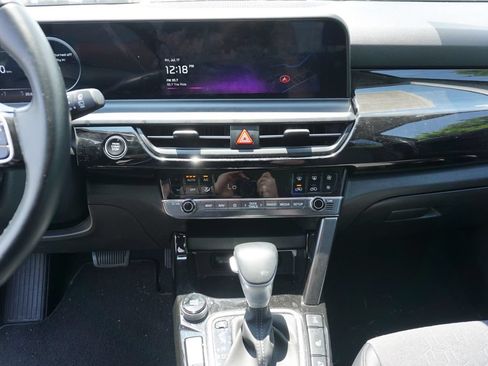 Used 2024 Kia Seltos S AWD/4WD image 15