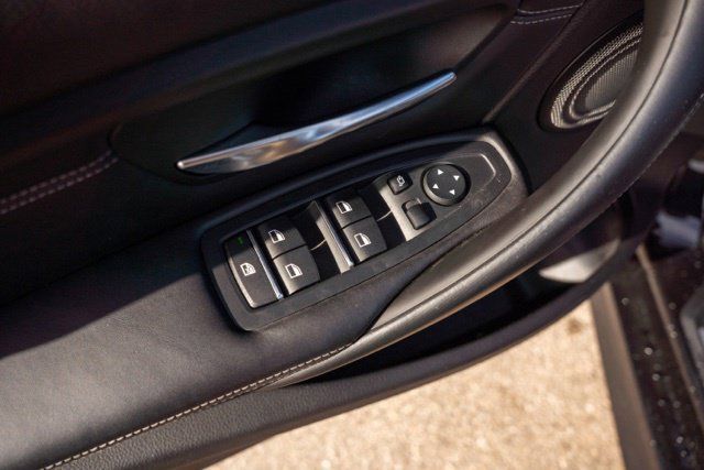 Used 2018 BMW M3 RWD image 17