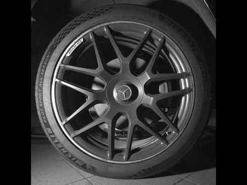 Certified 2020 Mercedes-Benz G 63 AMG 4MATIC image 3