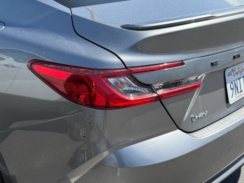 Used 2025 Toyota Camry SE FWD image 8