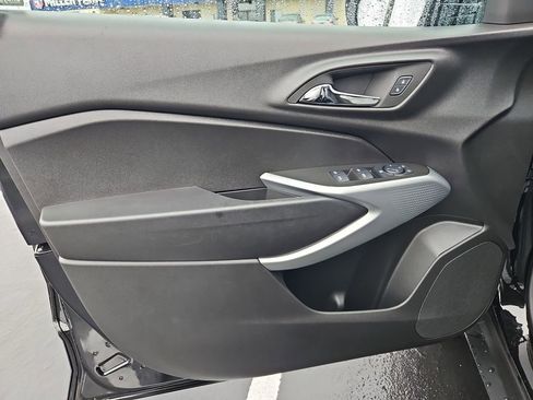 Certified 2025 Chevrolet Trax RS w/ Driver Confidence Package image 10