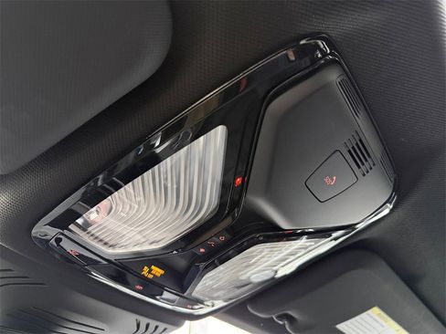 Used 2019 BMW X3 xDrive30i w/ Premium Package image 31