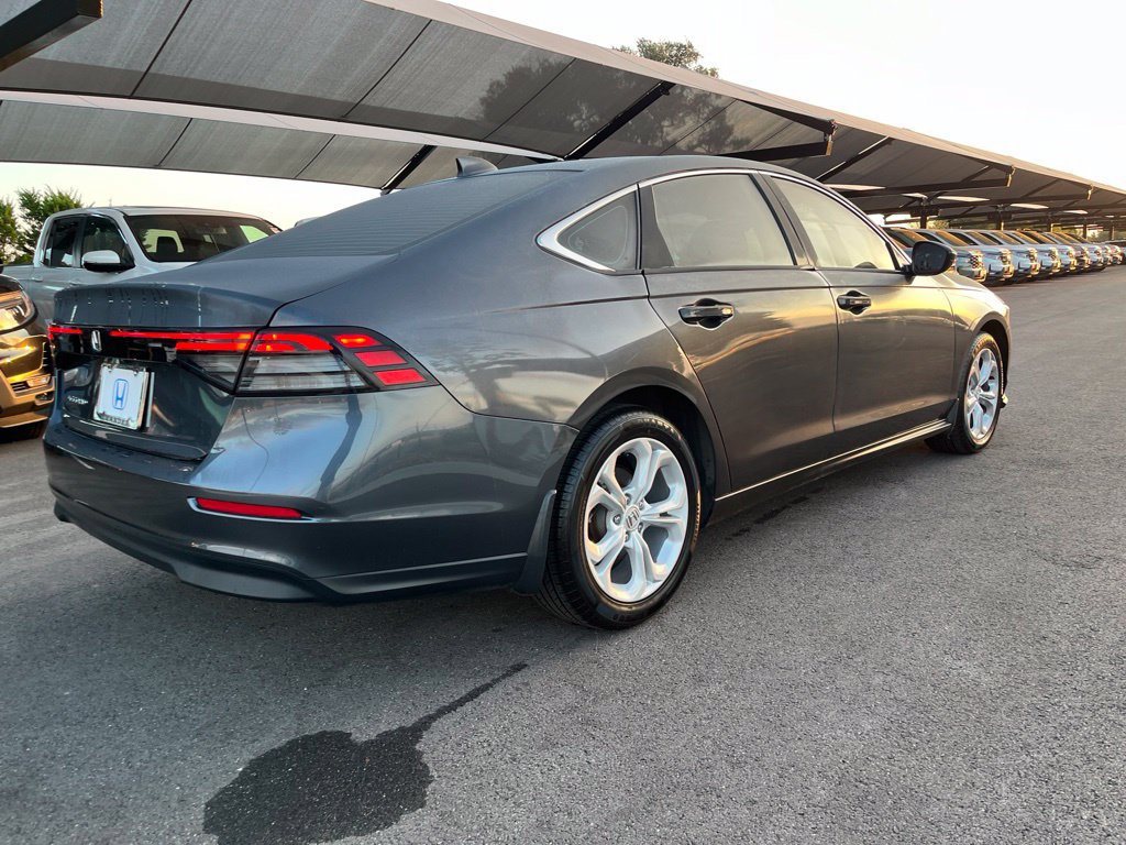 Used 2023 Honda Accord LX image 4