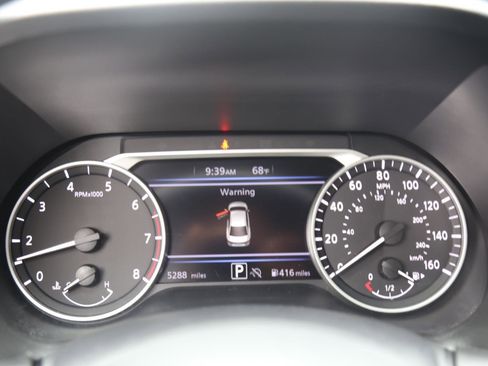 Used 2025 Nissan Sentra SV image 8