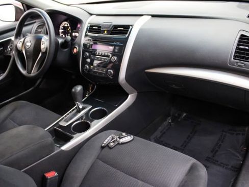 Used 2014 Nissan Altima 2.5 S image 22