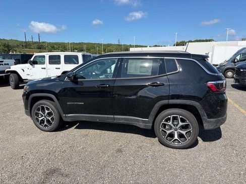 New 2026 Jeep Compass Limited w/ Sun, Sound & Navigation Group AWD/4WD image 5