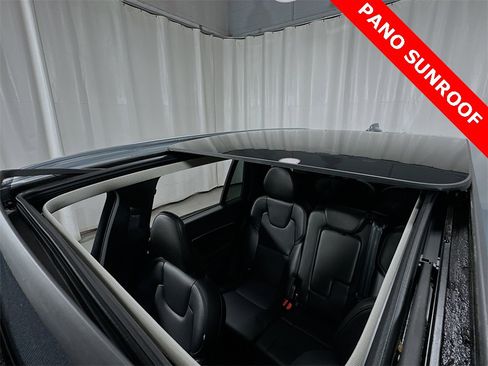 Used 2020 Volvo XC90 T5 Momentum image 23
