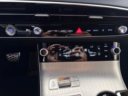 New 2026 Genesis GV70 2.5T Sport Prestige AWD/4WD image 20
