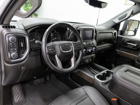 Used 2021 GMC Sierra 2500 Denali w/ Denali Ultimate Package AWD/4WD image 6