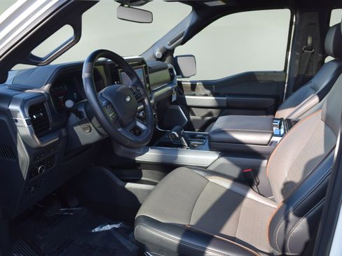 Used 2024 Ford F150 Lariat w/ Equipment Group 502A High image 9