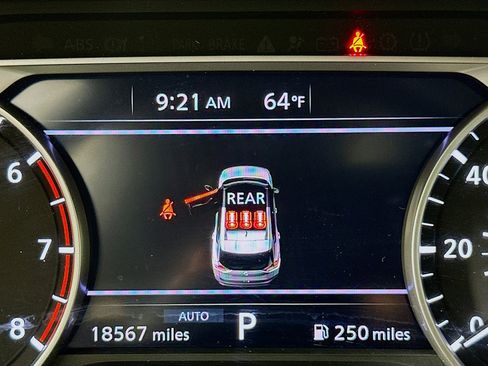 Used 2023 Nissan Rogue SV w/ SV Premium Package image 19