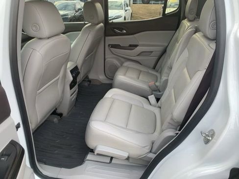 Used 2018 GMC Acadia SLT image 21