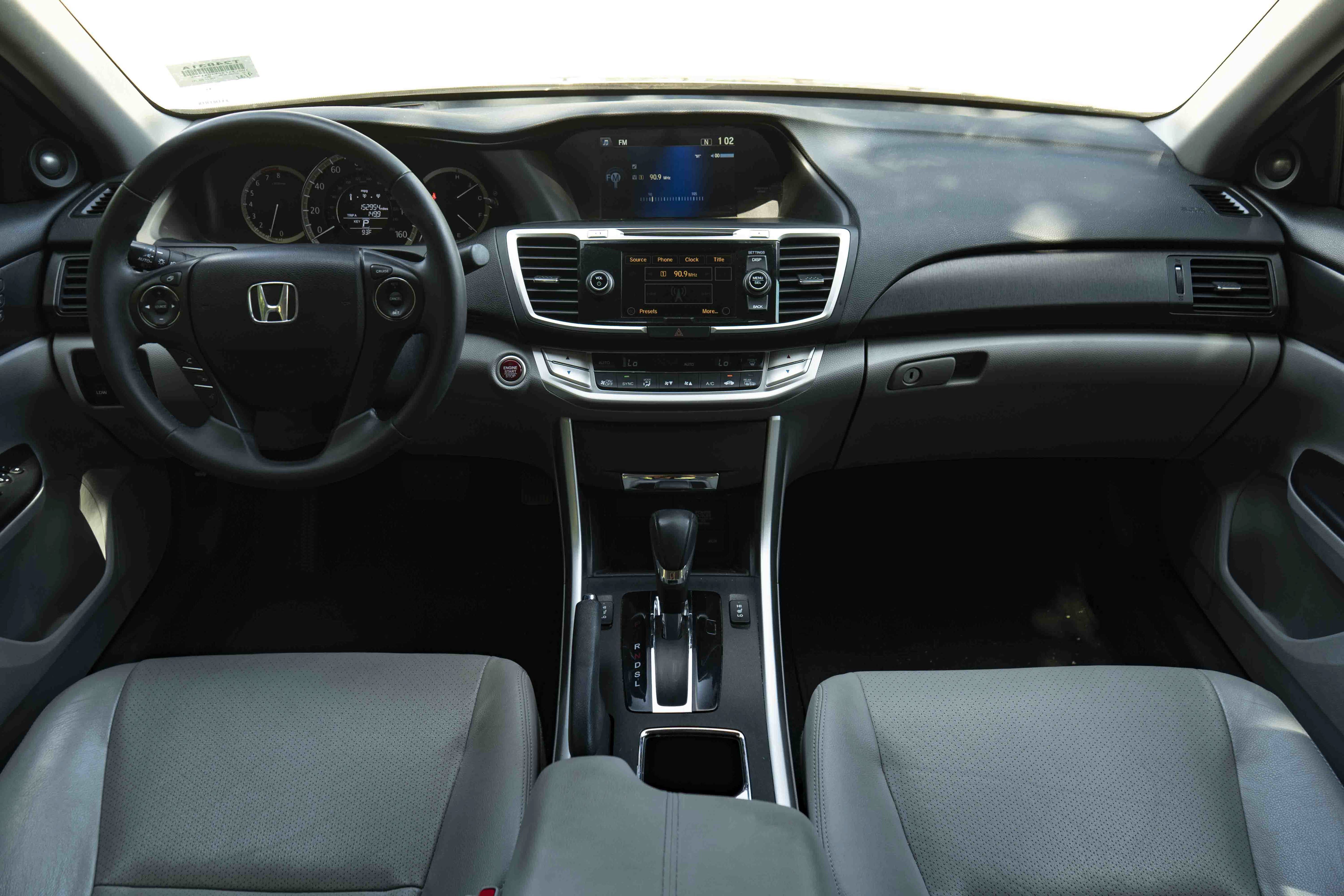 Used 2015 Honda Accord EX-L image 26