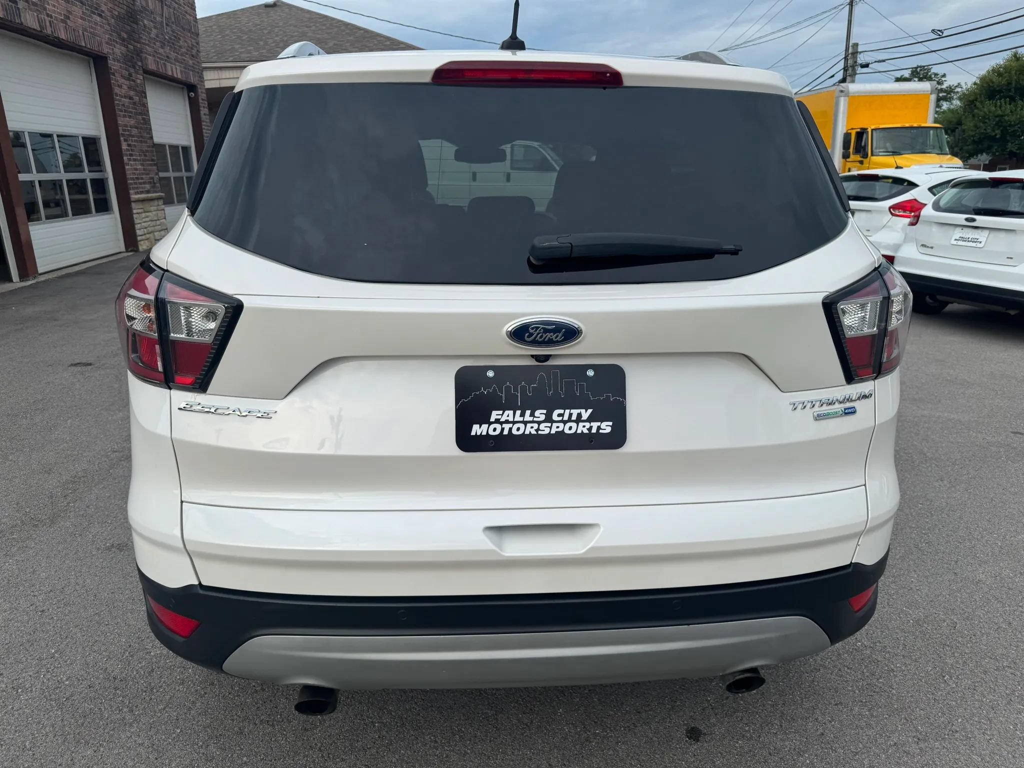 Used 2017 Ford Escape Titanium w/ Equipment Group 301A AWD/4WD image 11