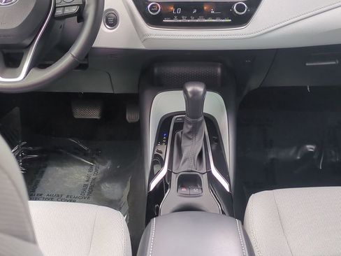 Used 2022 Toyota Corolla SE image 20
