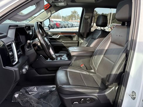 Used 2024 GMC Sierra 3500 Denali w/ Denali Reserve Package AWD/4WD image 13