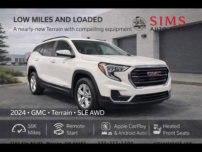 Used 2024 GMC Terrain SLE w/ Driver Convenience Package