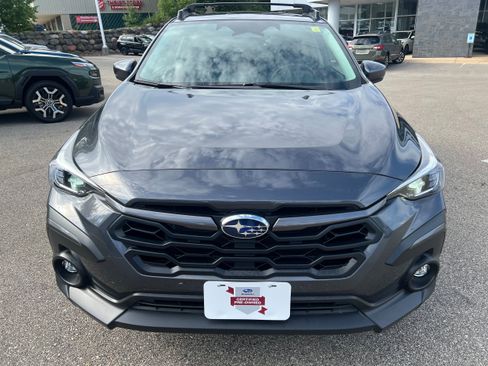 Certified 2025 Subaru Crosstrek 2.5i Limited AWD/4WD image 2