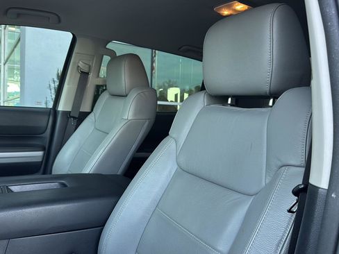 Used 2020 Toyota Tundra SR5 image 24