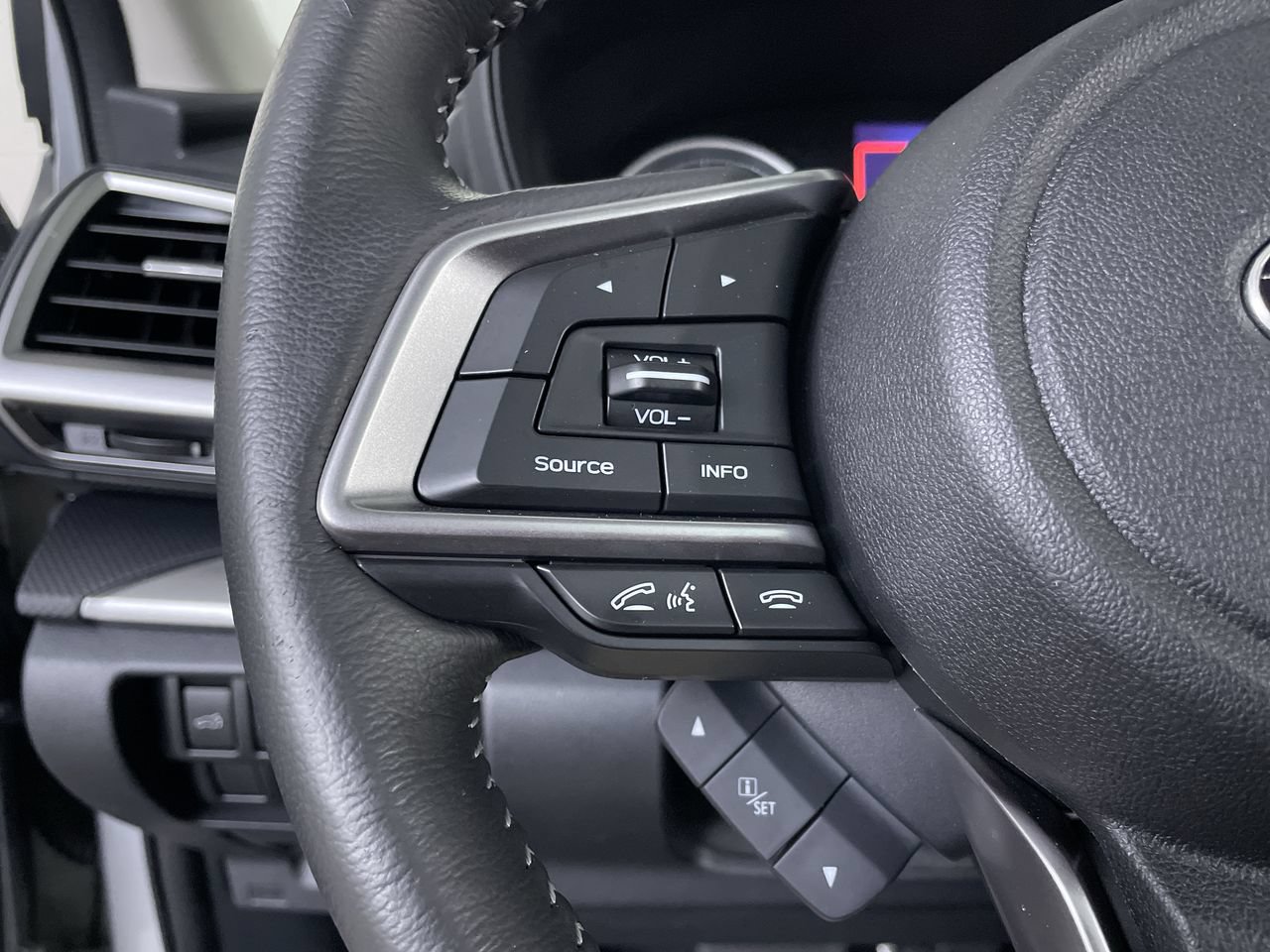 Used 2019 Subaru Forester Premium AWD/4WD image 27