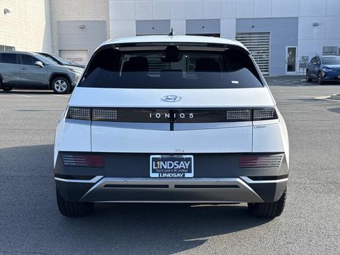 Used 2024 Hyundai Ioniq 5 SEL RWD image 5